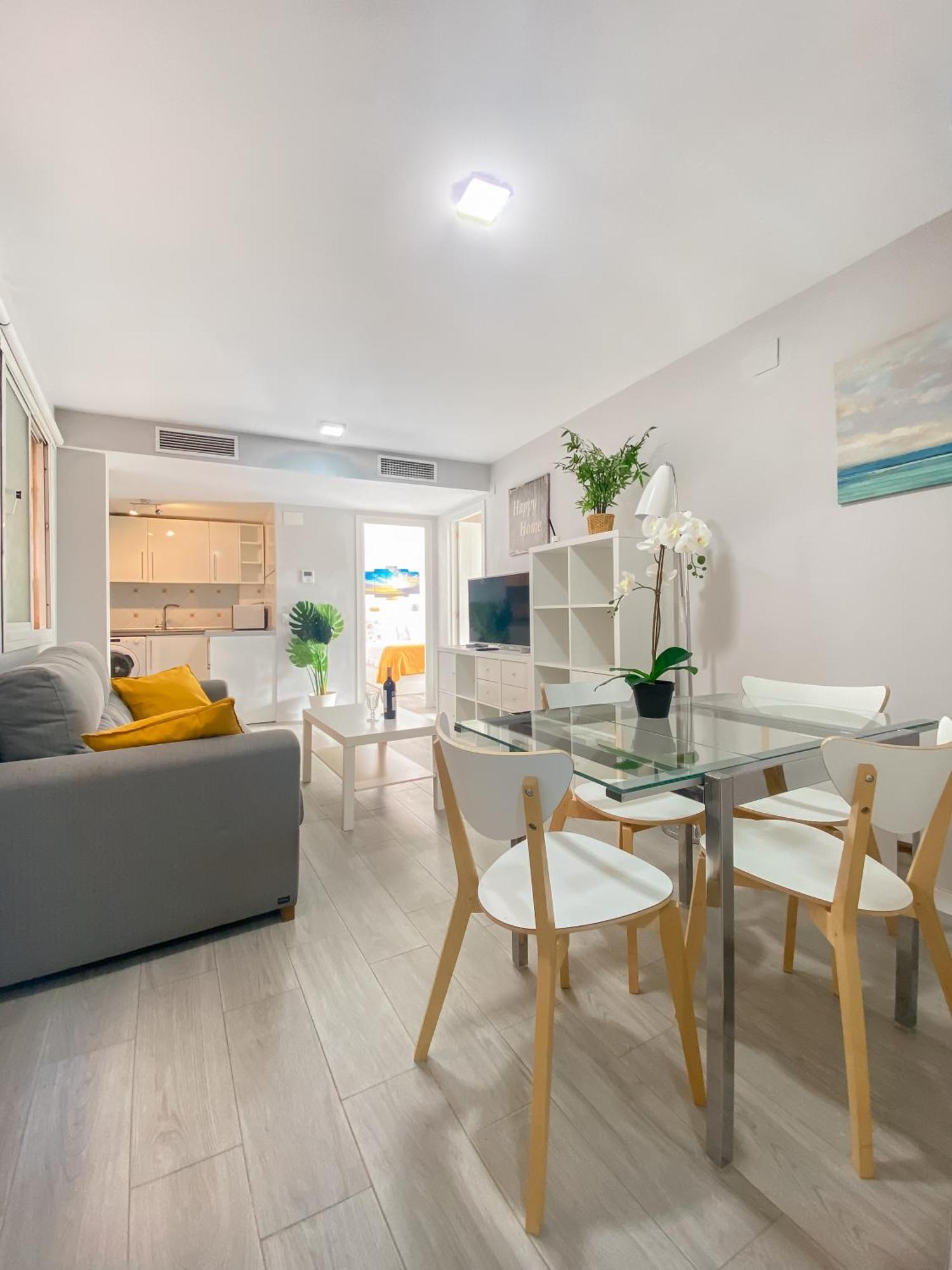 3 Rooms Y 3 Baths Y Aparcamiento Catedral مالقة المظهر الخارجي الصورة