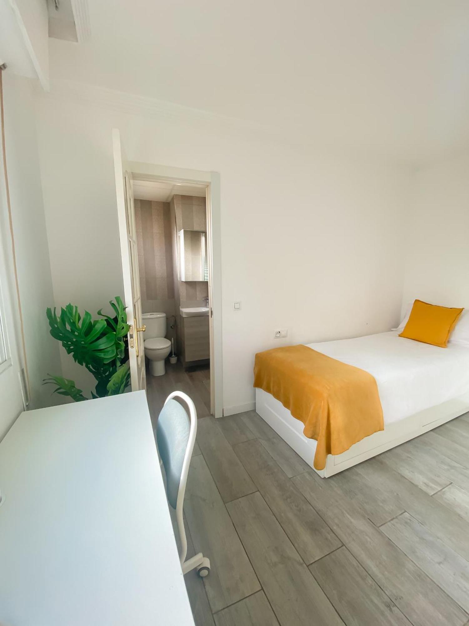 3 Rooms Y 3 Baths Y Aparcamiento Catedral مالقة المظهر الخارجي الصورة